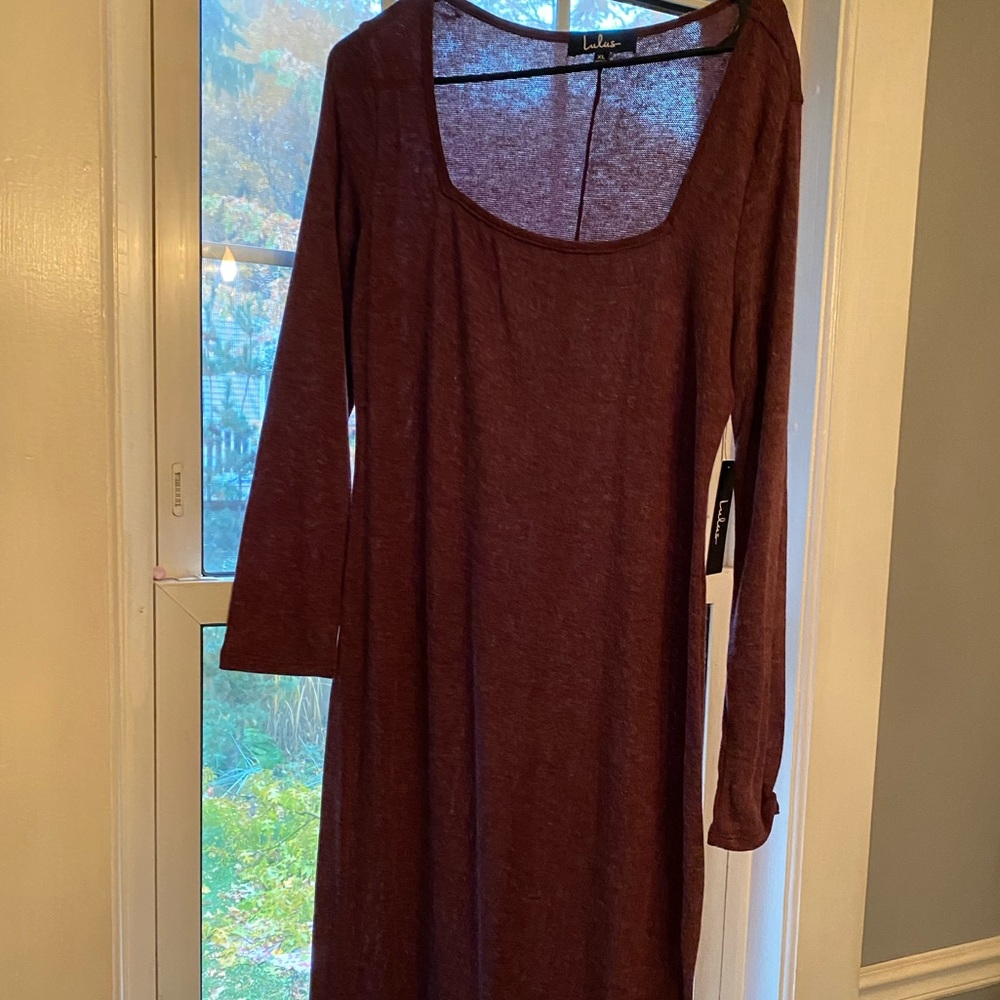 New with tags. XL maroon fall winter lulu’s dress